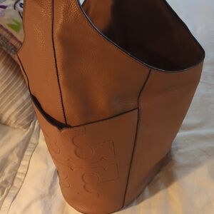 NWOT Tory Burch leather Bombe bag